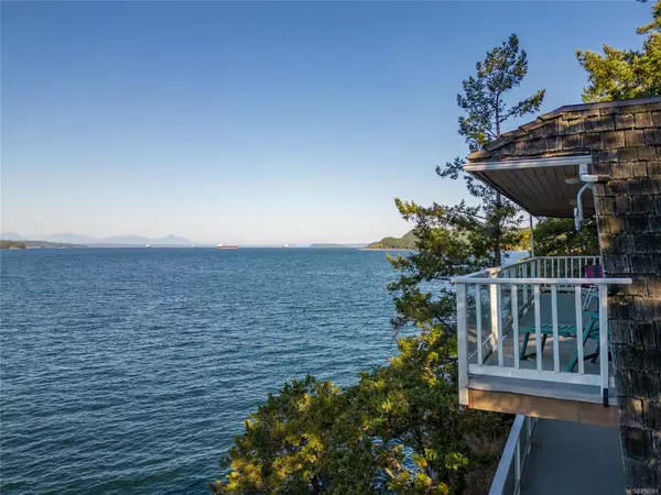 Galiano Island, BC V0N 1P0,315 Deacon Lane