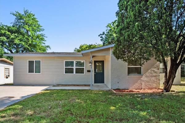 1411 E Park Row Drive, Arlington, TX 76010