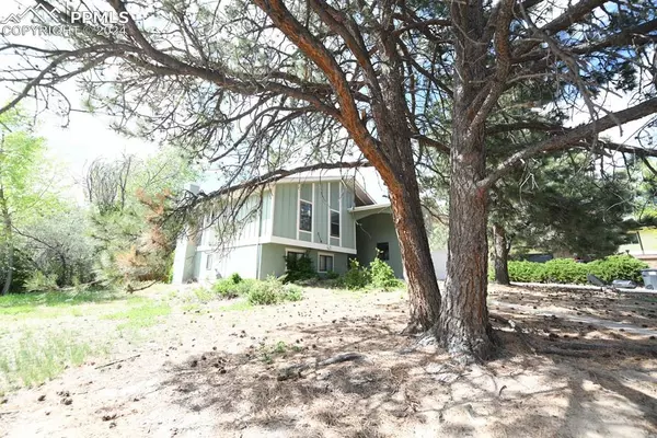 Colorado Springs, CO 80918,3110 Vickers DR