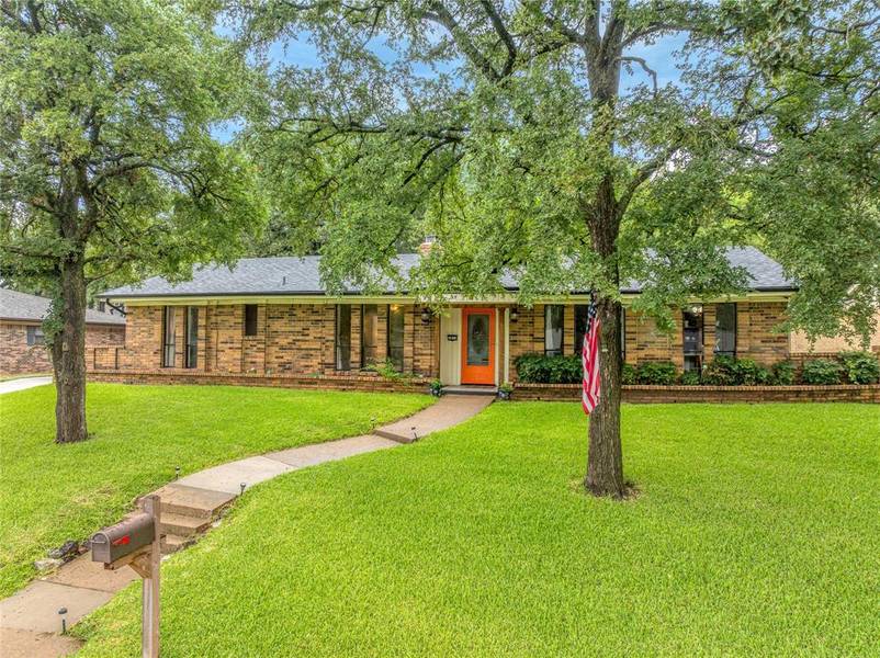 1813 Jamaica Lane, Sherman, TX 75092