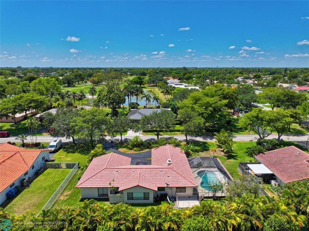 Coral Springs, FL 33065,11261 NW 33rd St