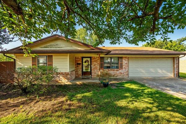 168 Bob White Street, Denison, TX 75020