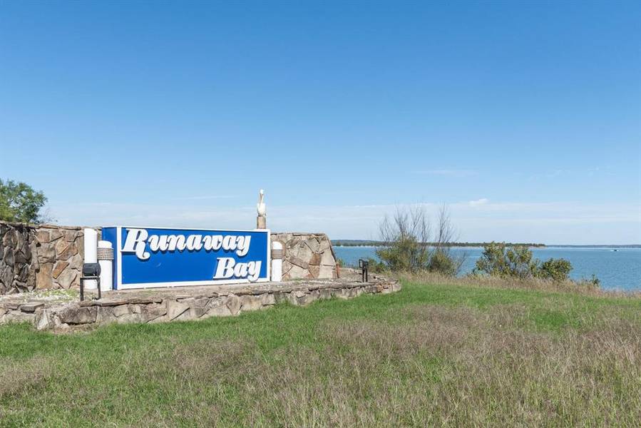 tbd Port-O-Call Drive, Runaway Bay, TX 76426