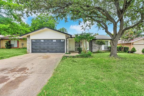 707 Glen Rock Place, Arlington, TX 76014