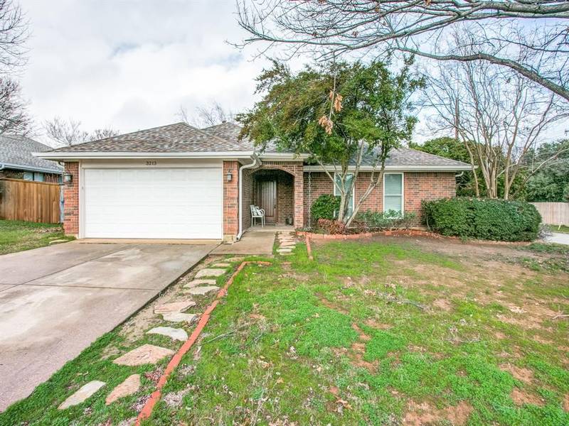 3213 Brookview Drive, Corinth, TX 76210