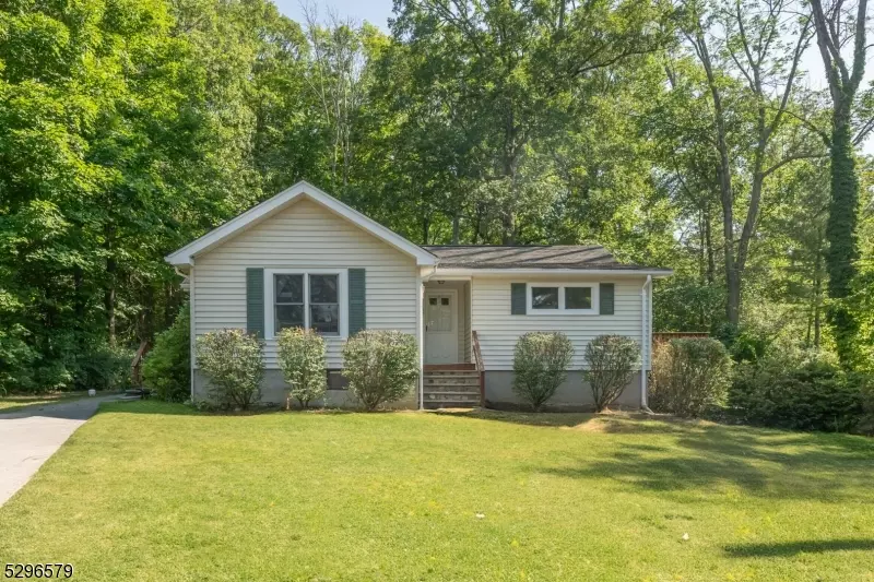 Hardyston Twp., NJ 07460,103 Silver Fox Trl