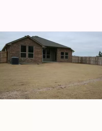 Yukon, OK 73099,512 Hutton Road