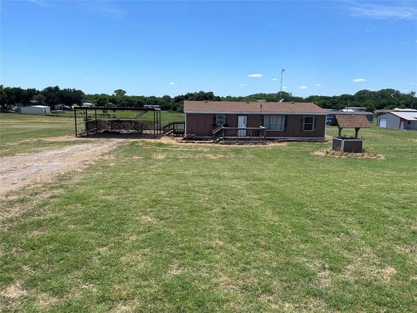 Springtown, TX 76082,148 Blue Sky Lane