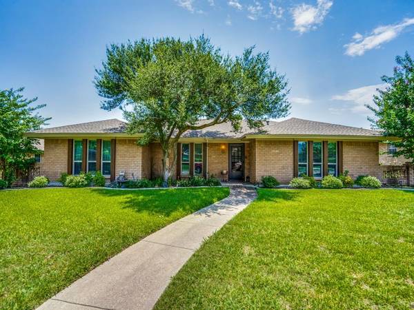 1816 Westlake Drive, Plano, TX 75075