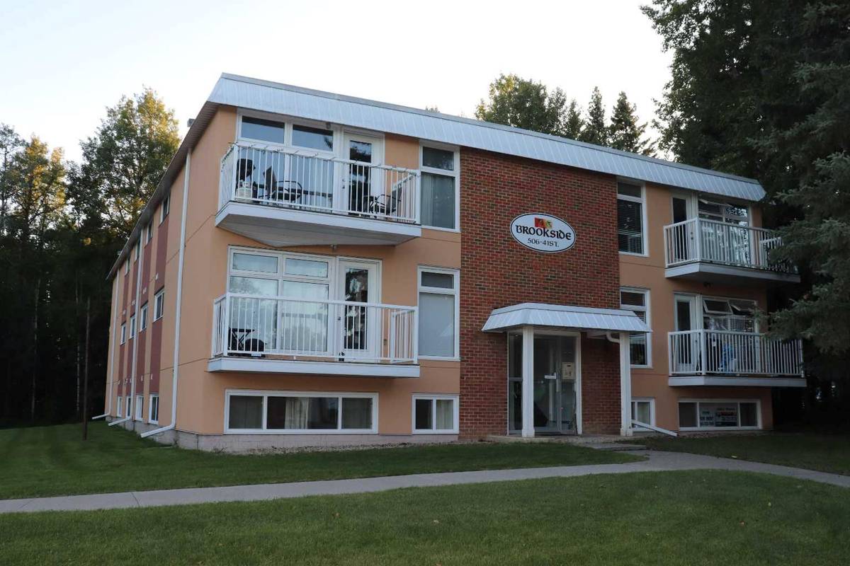 Edson, AB T7E 1A2,506 41 Street #4