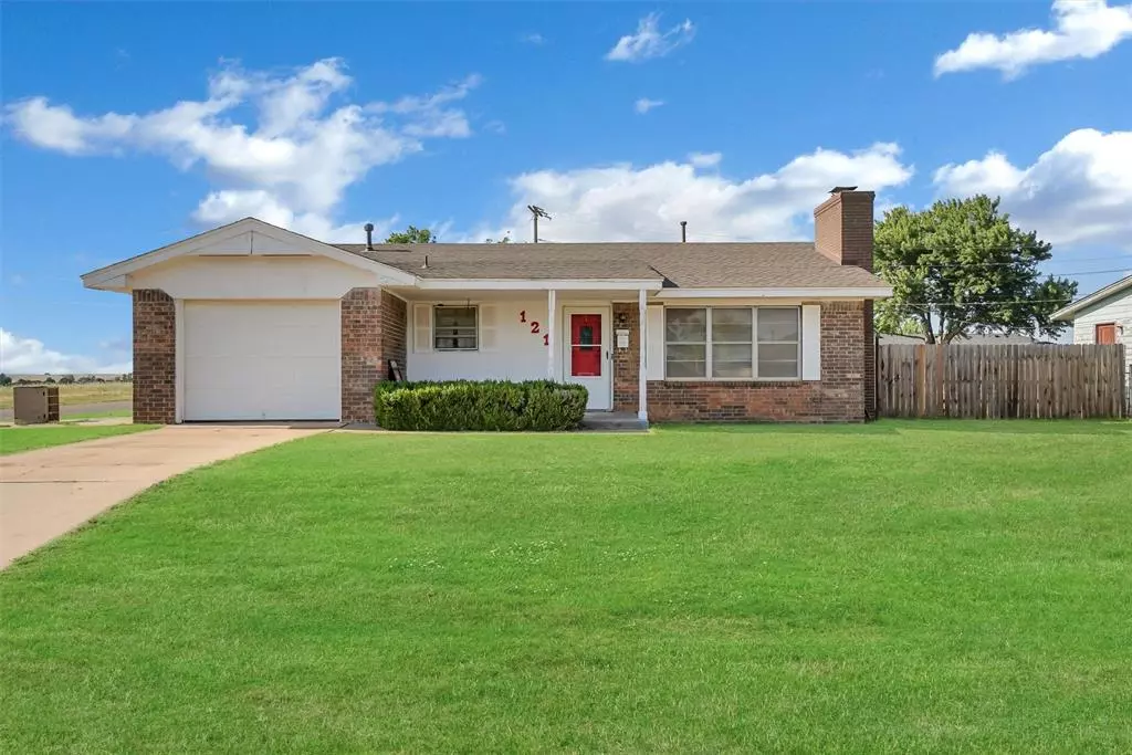 Cordell, OK 73632,121 Mimosa Street