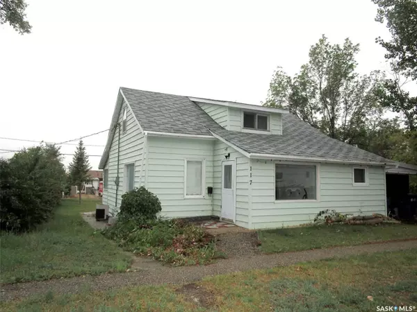 117 Churchill AVENUE, Coronach, SK S0H 0Z0