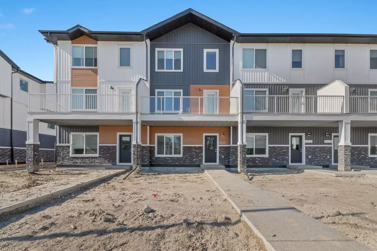 Chestermere, AB T1X 0L3,280 Chelsea RD #1905