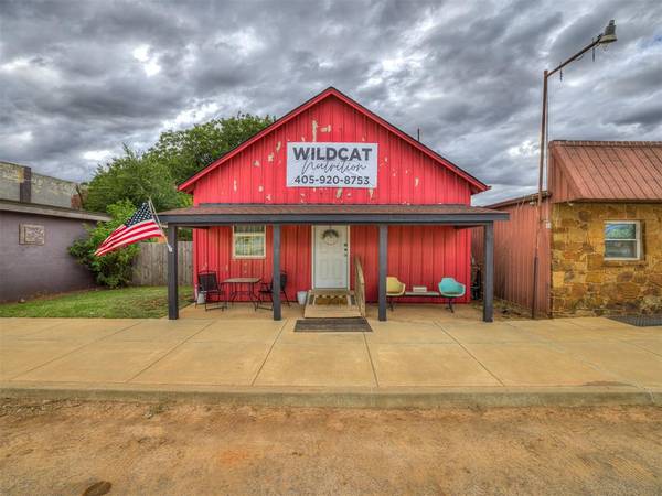 215 S Main Street, Cashion, OK 73016