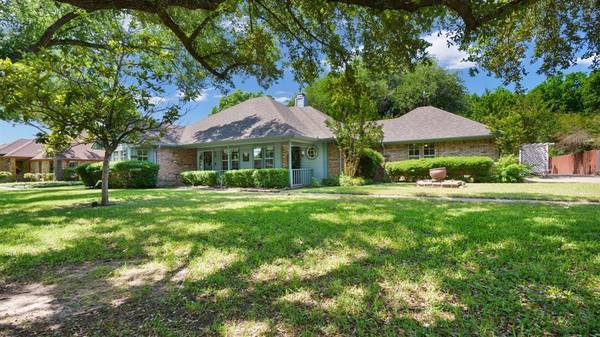 424 Estate Lane, Terrell, TX 75161