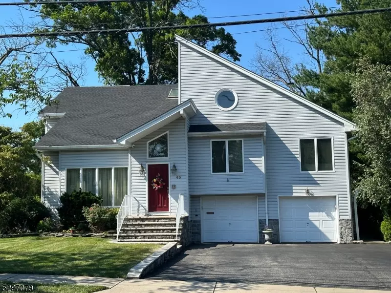 43 Haddenfield Rd, Clifton City, NJ 07013