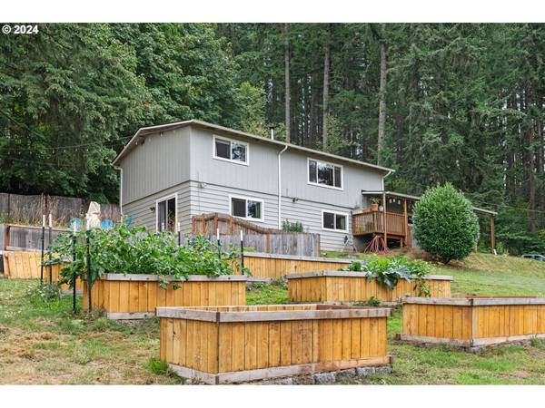 16476 S BRADLEY RD, Oregon City, OR 97045