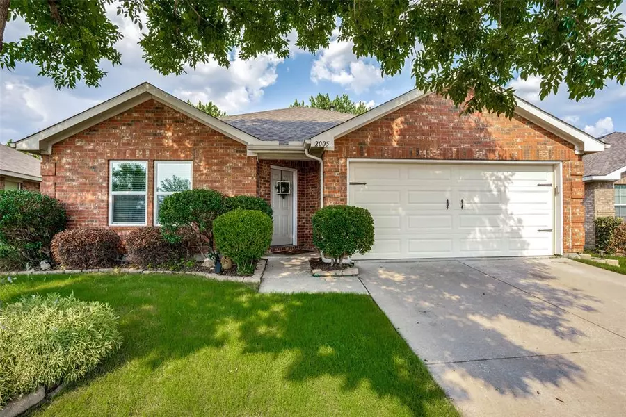 2005 Clear Creek Drive, Little Elm, TX 75068