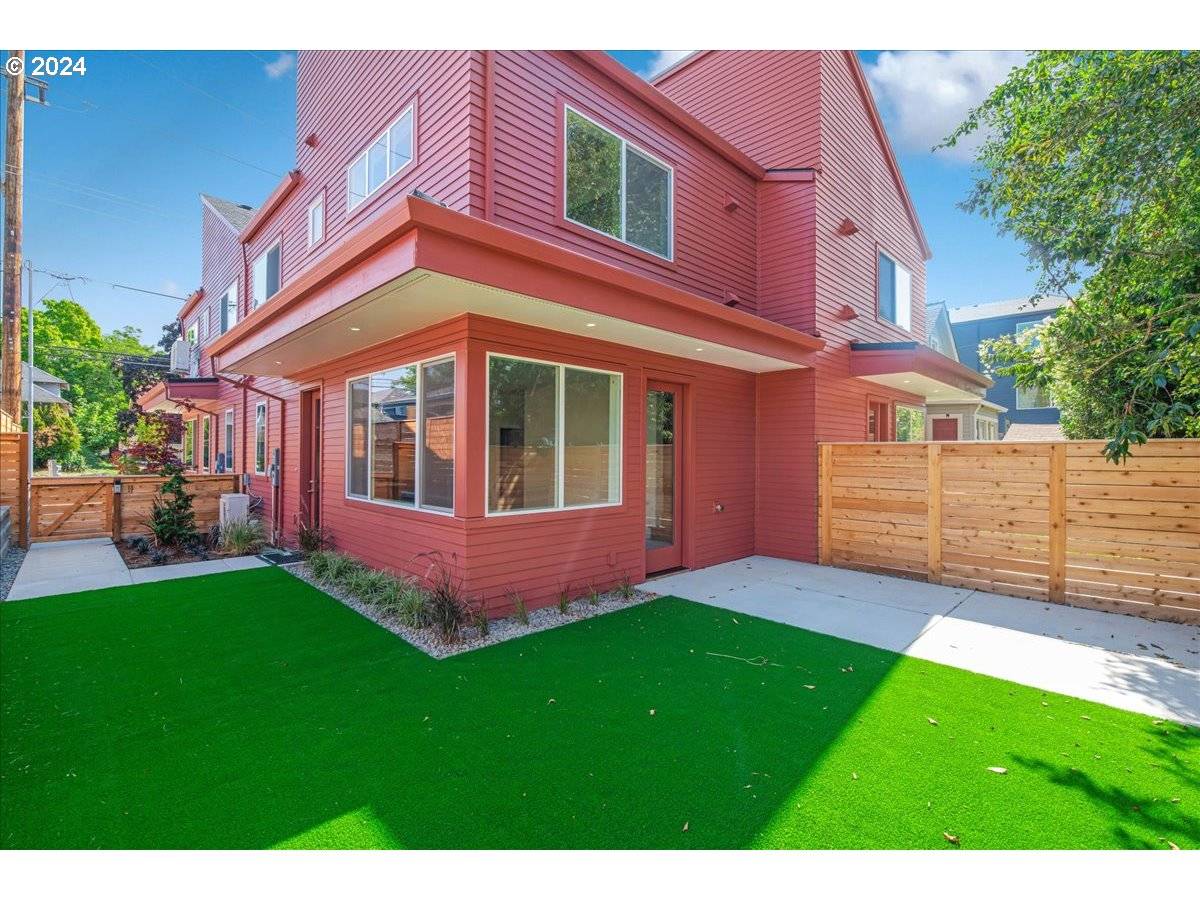 4447 N Vancouver AVE, Portland, OR 97217