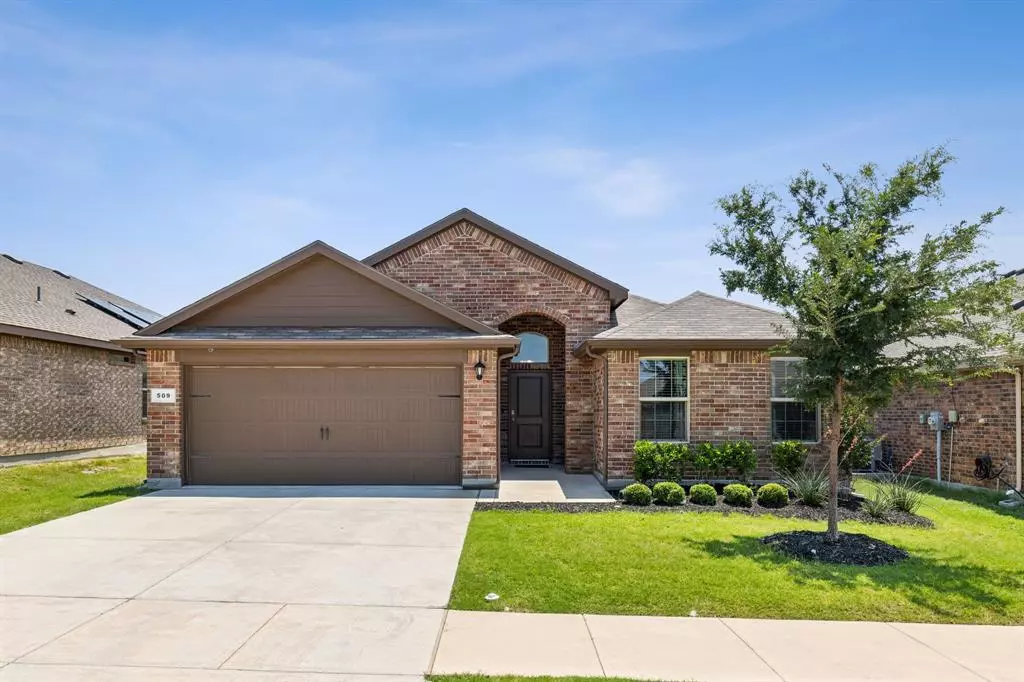 Fort Worth, TX 76131,509 Houndstooth Drive