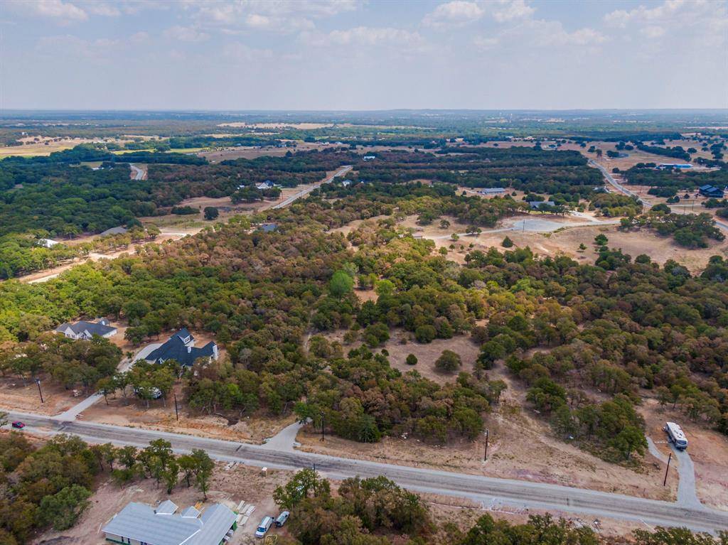 Alvord, TX 76225,320 Rolling Bend Road