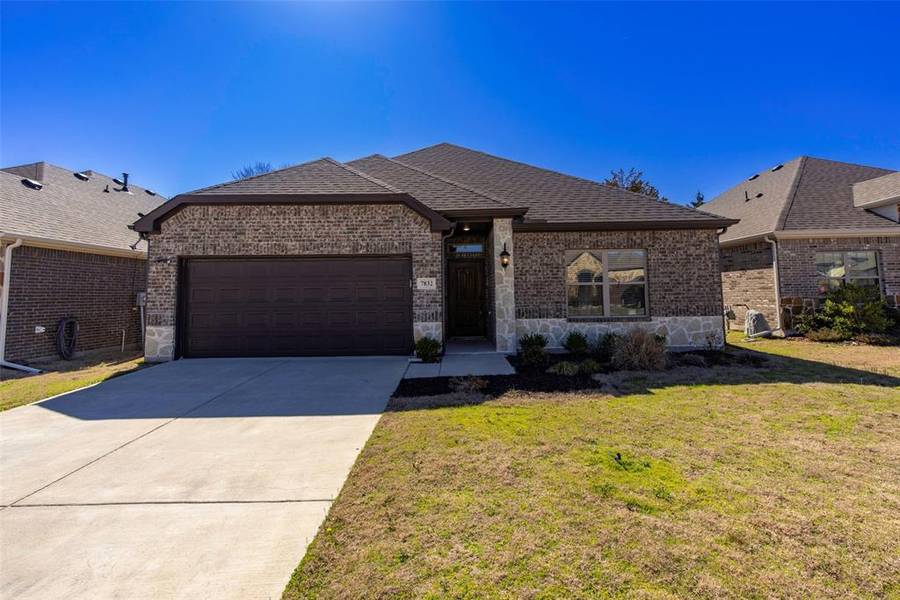 7832 Cottonwood Drive, Greenville, TX 75402