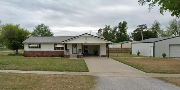 403 NW Campbell Street, Minco, OK 73059