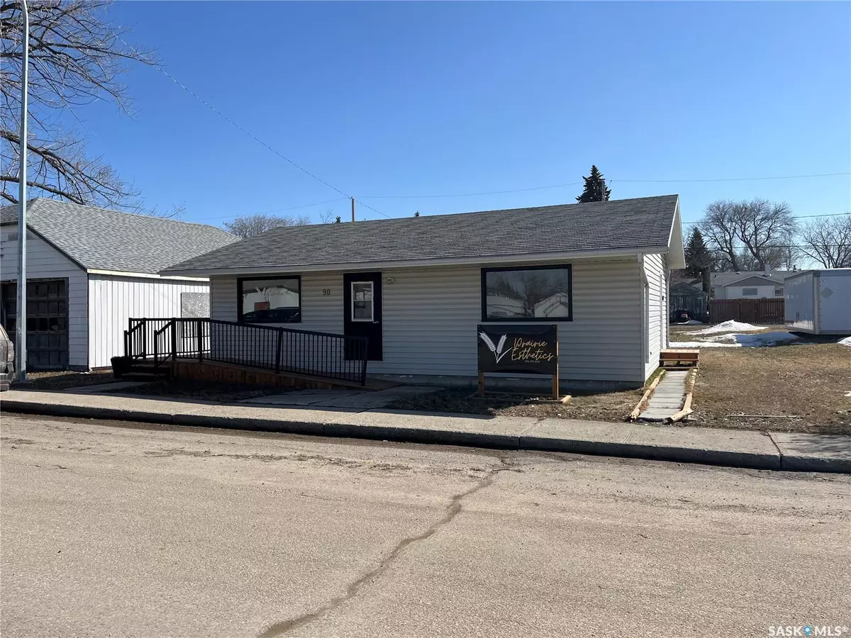 Wadena, SK S0A 4J0,90 1st STREET NE