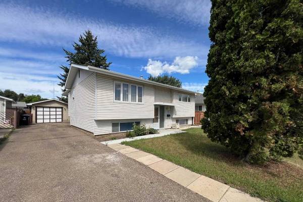 20 Centennial DR, Fort Mcmurray, AB T9H1H8