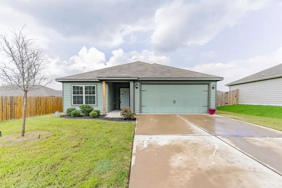 104 Patton Lane, Venus, TX 76084