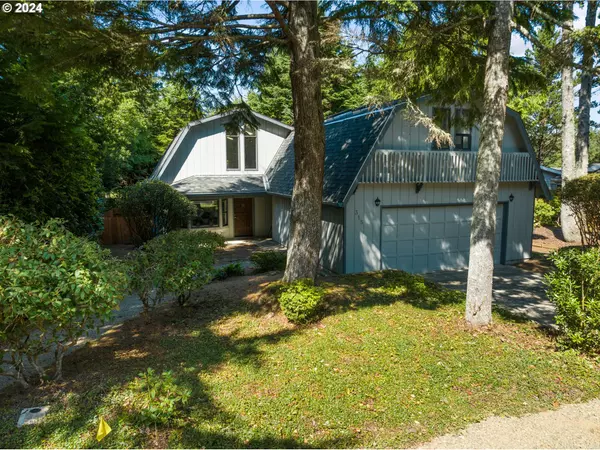 315 SEAGROVE LOOP, Lincoln City, OR 97367