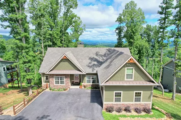 760 Winding Ridge, Blairsville, GA 30512