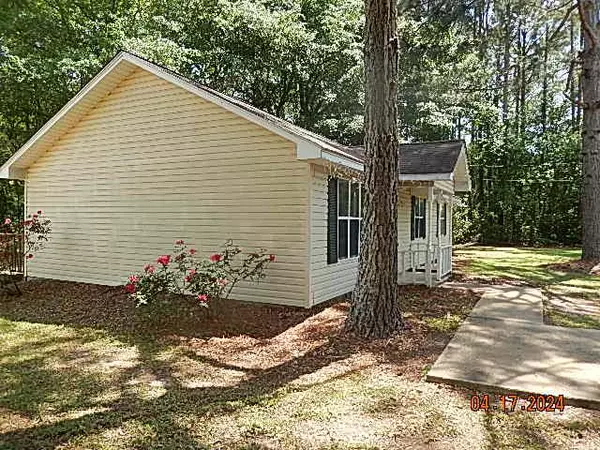 Thomasville, GA 31757,69 Knoll Road