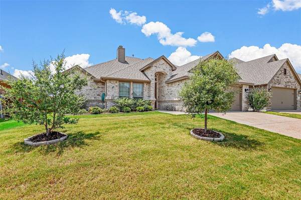 6820 Canyon Rock Drive,  Benbrook,  TX 76126