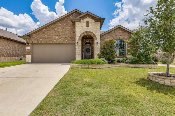 15900 Charing Cross Drive, Fort Worth, TX 76247