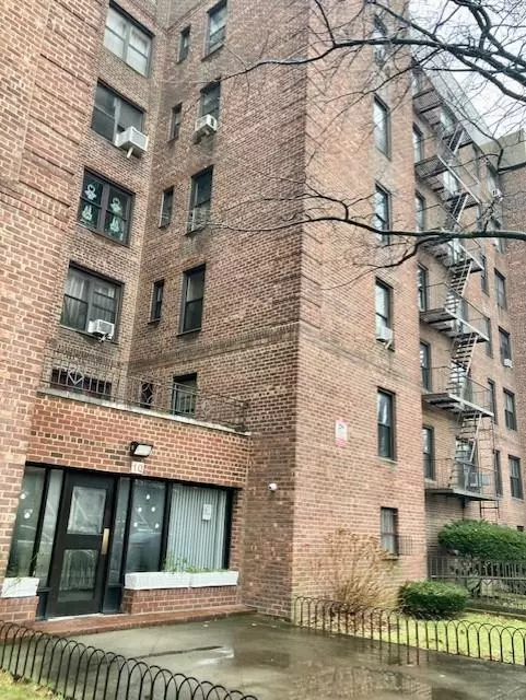 10 East 43rd ST #3K, Brooklyn, NY 11203