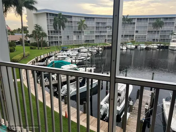 Deerfield Beach, FL 33441,1523 E Hillsboro Blvd  #336