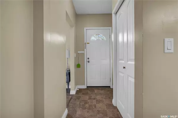 Saskatoon, SK S7K 2W2,1302 7th AVENUE N