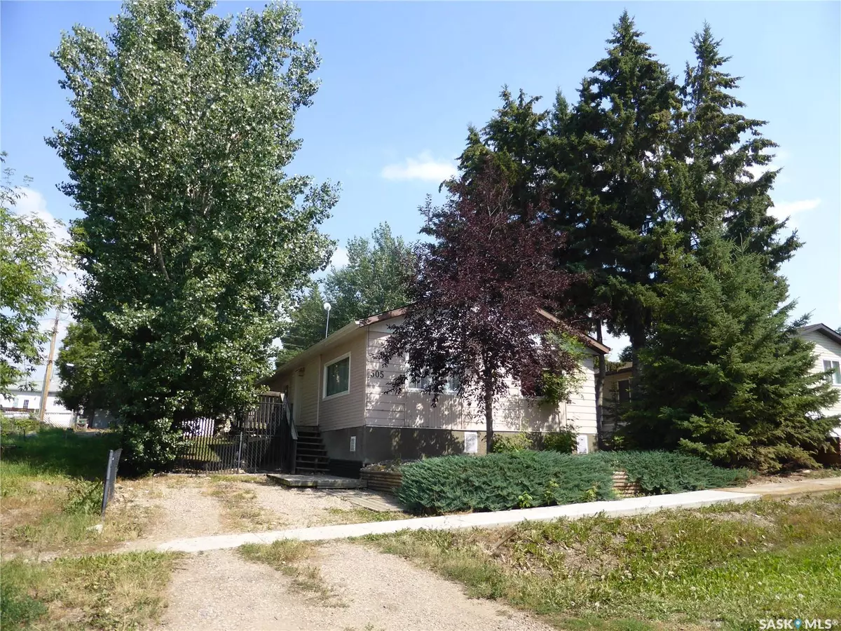 Turtleford, SK S0M 2Y0,505 2nd AVENUE