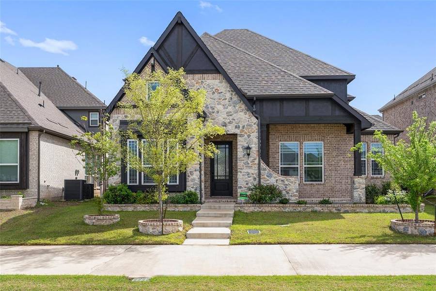 12585 Mercer Parkway, Farmers Branch, TX 75234