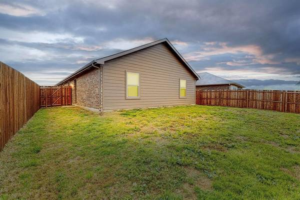 Crandall, TX 75114,3410 Ibex Way