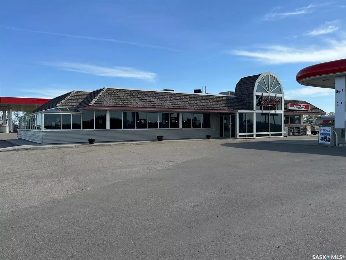 Moose Jaw, SK S6H 8A6,450 North Service ROAD