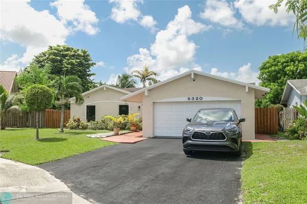 9320 NW 38th Place,  Sunrise,  FL 33351