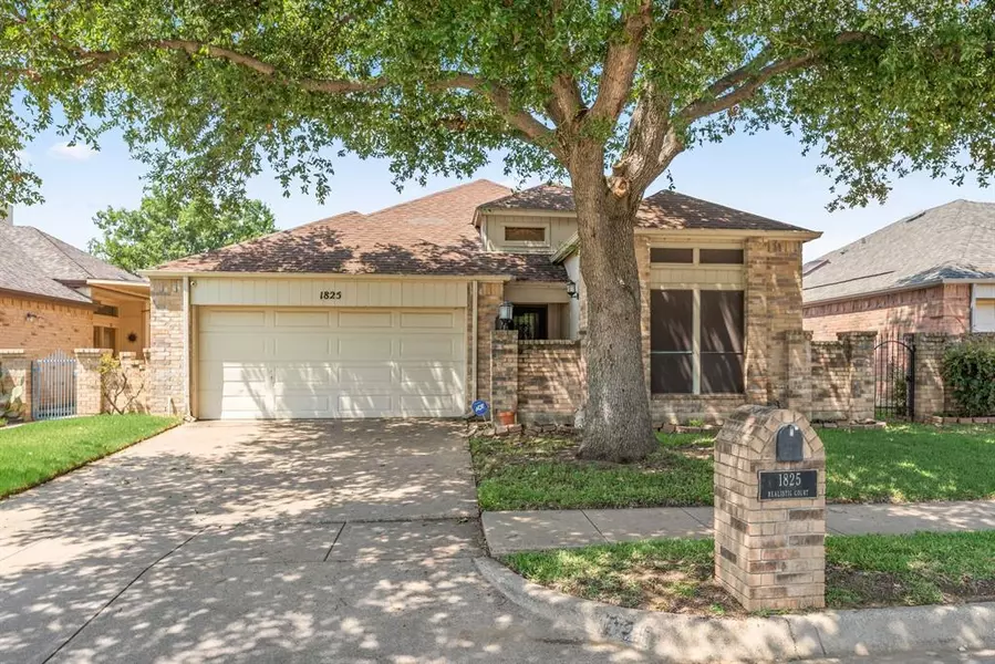 1825 Realistic Court, Bedford, TX 76021