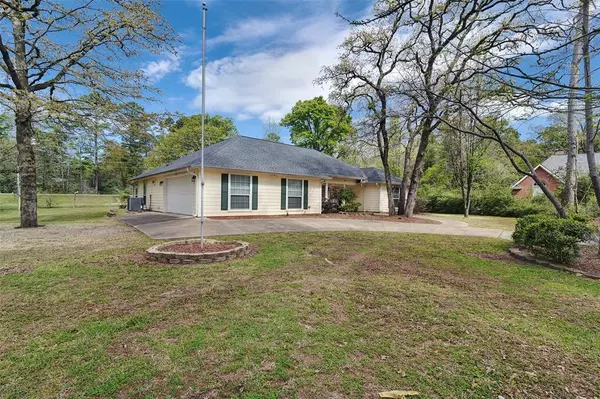 Holly Lake Ranch, TX 75765,275 Woodside Lane