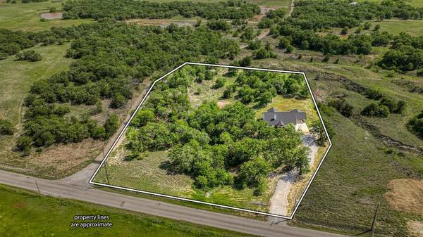 1319 County Road 3540,  Paradise,  TX 76073