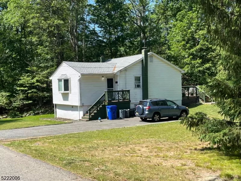 Hopatcong Boro, NJ 07843,4 Dartmouth Trl