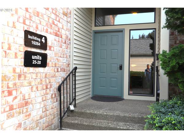 16264 SW 130TH TER #27, Portland, OR 97224