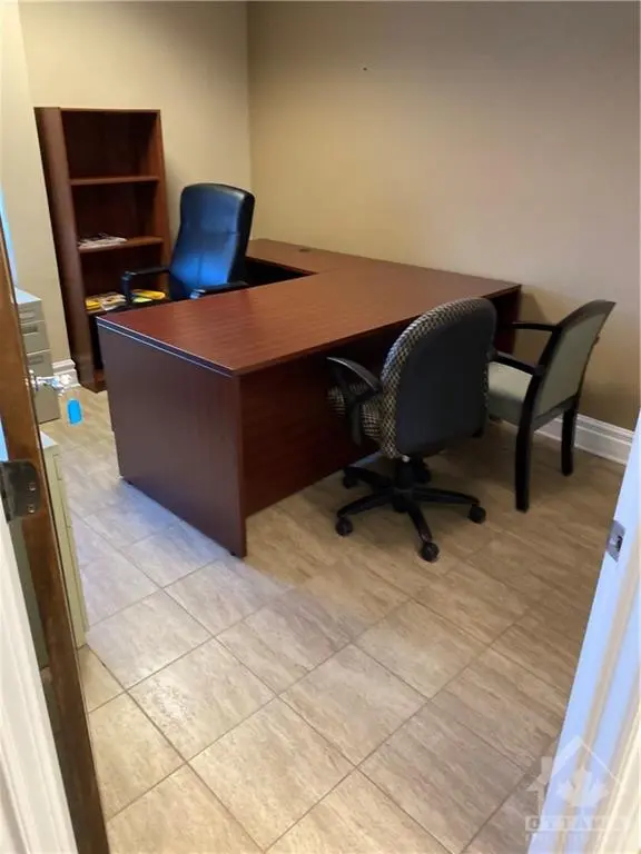 1420 YOUVILLE DR #6B, Orleans, ON K1C 7B3