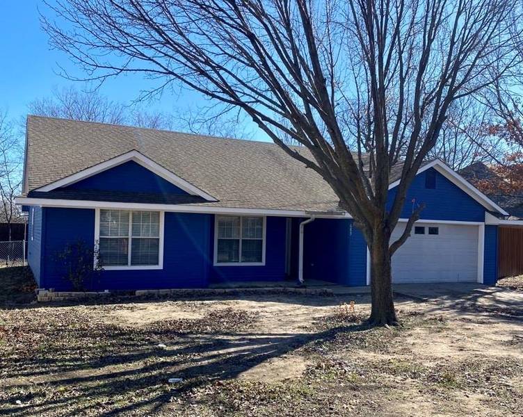 689 N Preston Avenue, Van Alstyne, TX 75495